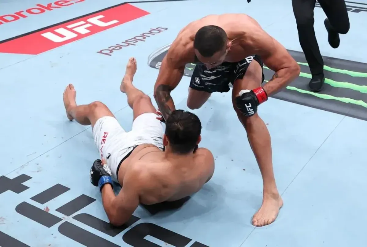 Tvrdé KO v Procházkově divizi. O titul si po fenomenální výhře řekl rozjetý Novozélanďan