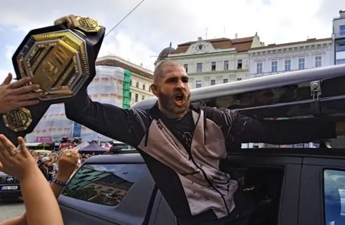 UFC legenda velebí Procházku! Nejlepší comeback roku? Takový neměli ani Edwards či Pereira!