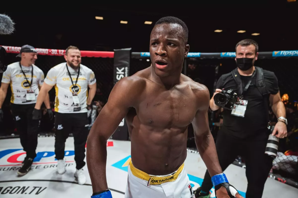 VIDEO: Zdrcují tlak a TKO. Belgický dravec vyškolil slovenského šampiona