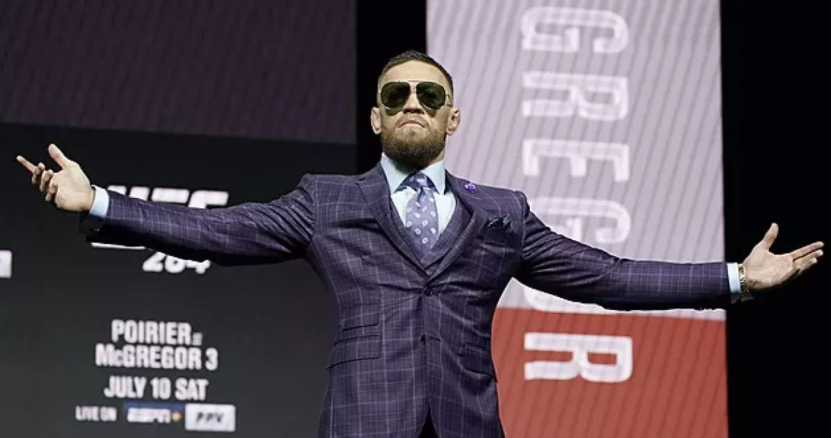 Velký návrat do UFC se zatím nekoná. Zápasník McGregor míří do Hollywoodu