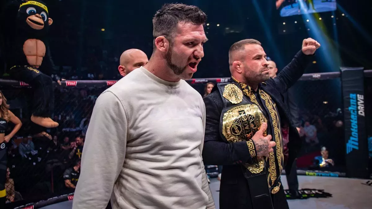 Vémola se přirovnává k bestii. Úplně ho rozmlátím, udělám to přesvědčivě, hrozí rival