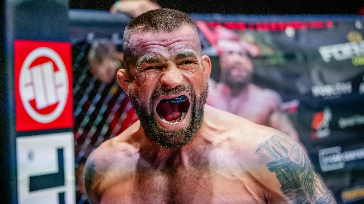 Vémola zavřel dveře souboji legend. Už je na to pozdě, povzdechl si