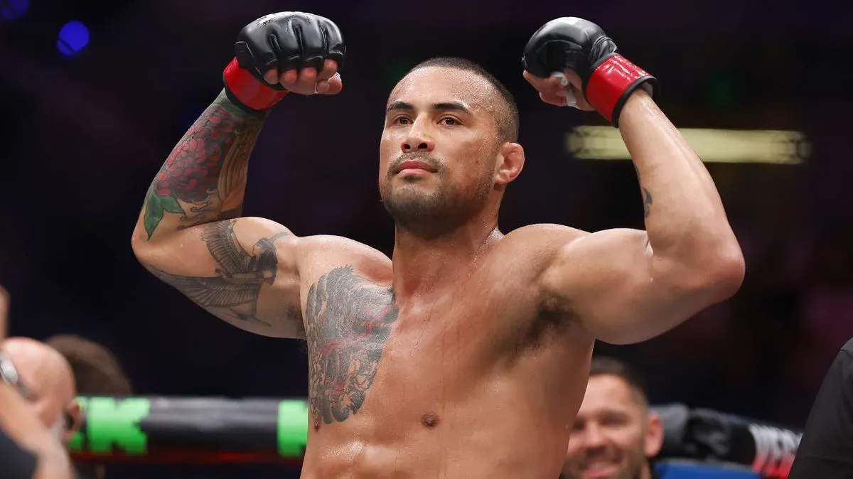 Vypustil K. O. a spěchá do Las Vegas. Rozjetý bijec chce navíc obejít i Procházku