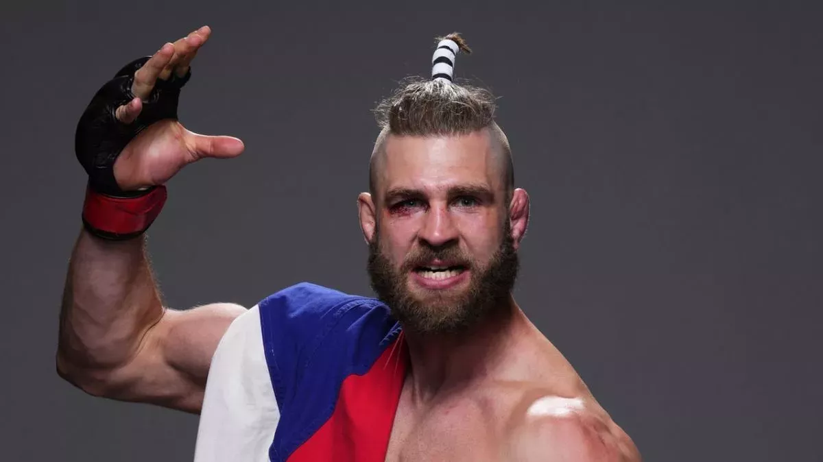 Výzva jako hrom. Procházka nahradí McGregora a v UFC znovu zabojuje o titul