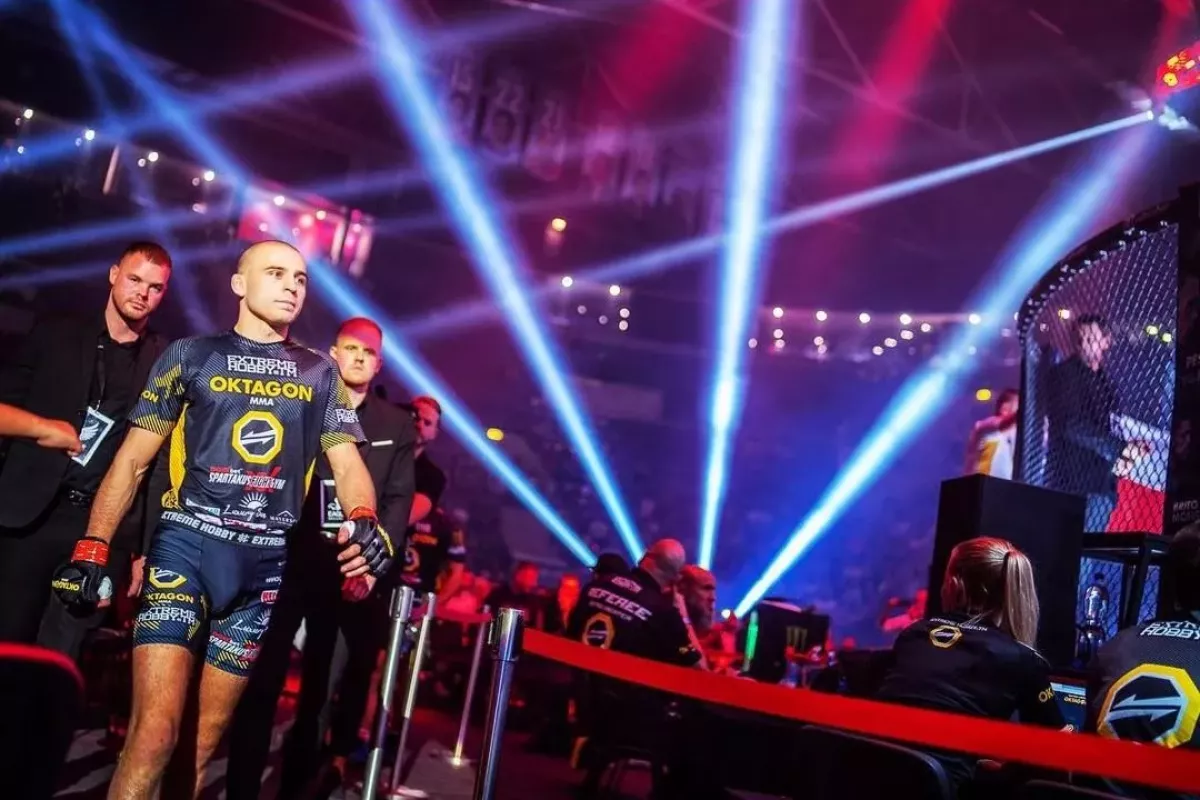 Zavřel se do tělocvičny a makal nonstop. V únoru přijde boj