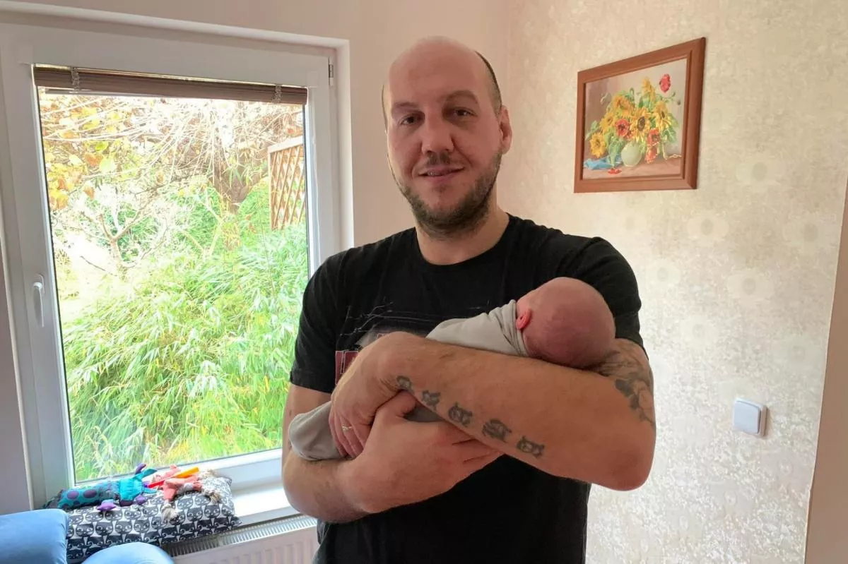 Zažil 18hodinový porod. Hrklo ve mně. Máme miminko, je nadšený táta Reissinger