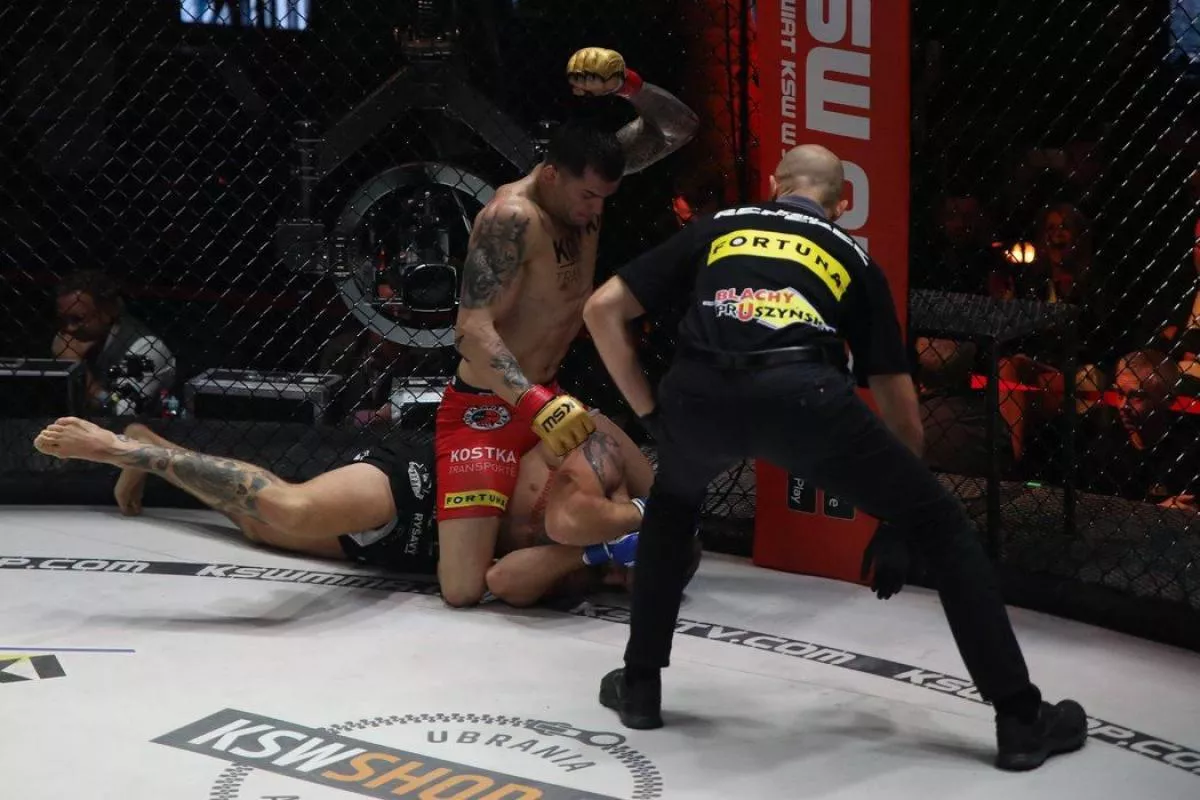 Život fightera po prohrané bitvě nekončí. Co zažil Kincl? Dočkal se sladké tečky