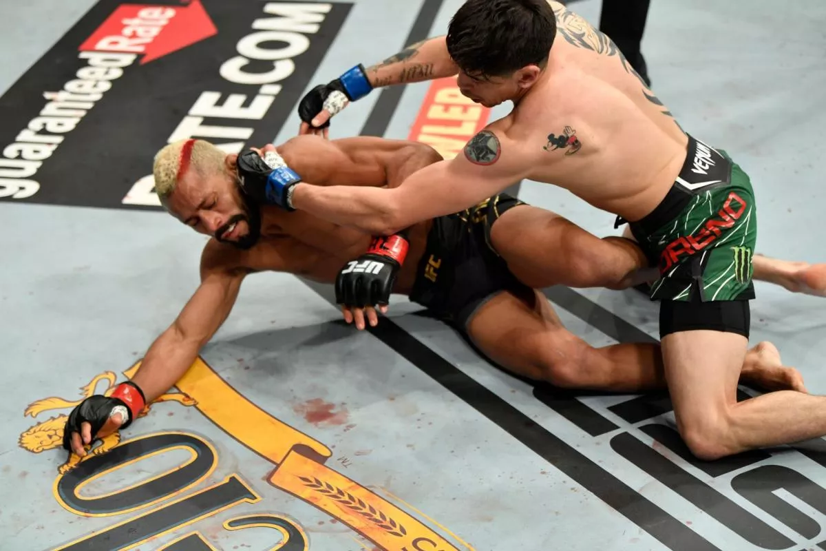 Změní poražený šampion váhu v UFC? Možná je i muší trilogie s králem, který rozjásal Mexiko