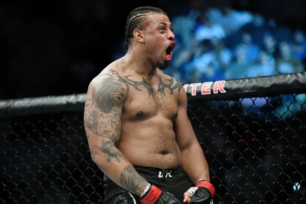 Americký bojovník se zhroutil v Rusku. V rohu musel použít inhalátor