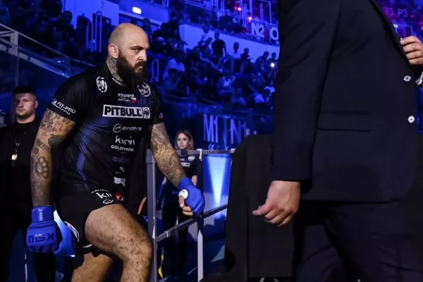 Bitva těžkých vah. Na Martínka čeká další těžká šichta v KSW