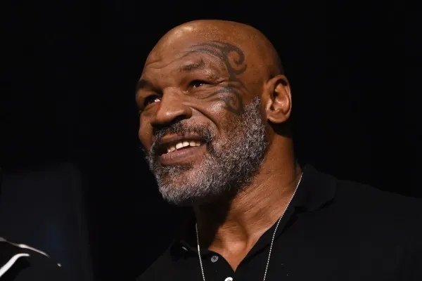 Bizarní nápad odtajněn. Tyson a jeho příběh okolo ikonického tetování
