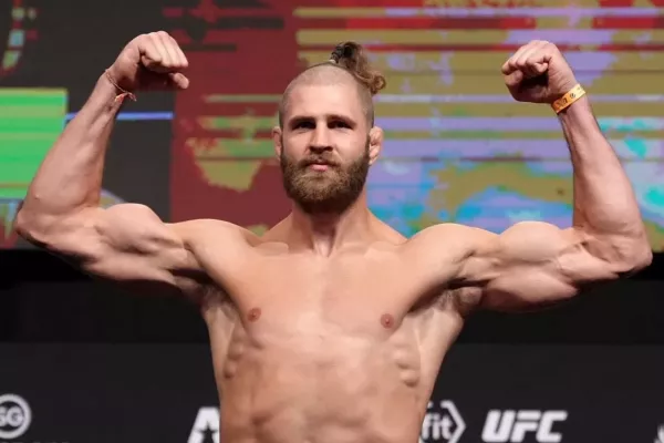 Budete součástí historie? Procházka ano. UFC láká na monumentální turnaj