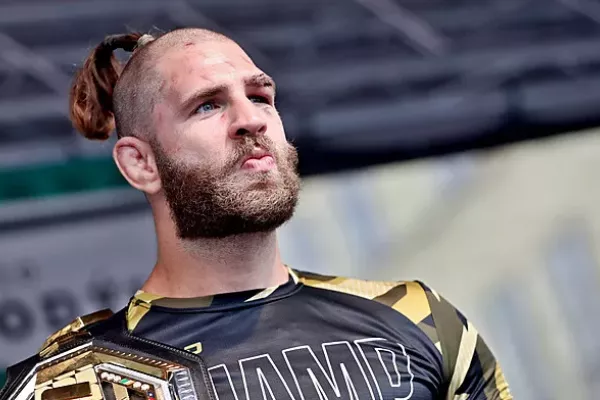 Byl jsem trochu přetrénovaný, přiznal Procházka před operací. Kdy se vrátí k MMA?