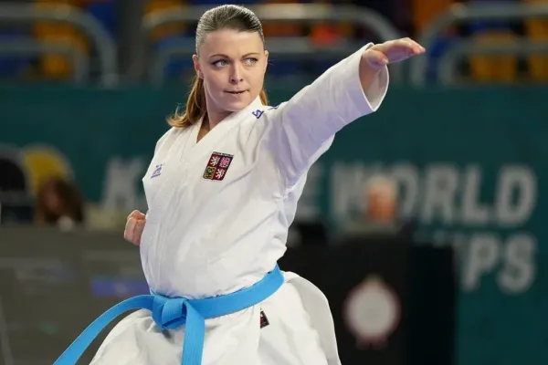 Česká karatistka závodila na mistrovství světa v šestém měsíci těhotenství, od lékařů měla zelenou