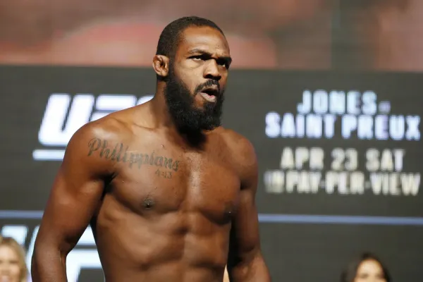 Chci se dostat z UFC, tvrdí Jones a vyhlíží gigantický duel