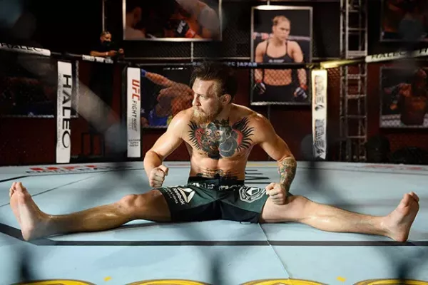Conor na sobě neuvěřitelně maká, vrátí se jako střední váha, říká kouč