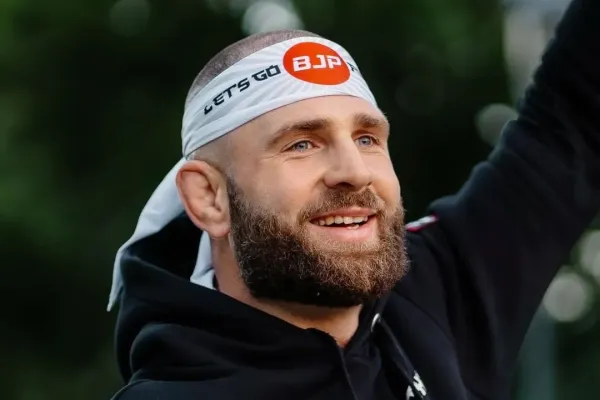 Další krok k titulu. Procházka shodil vlasy, nyní nastal čas soustředění