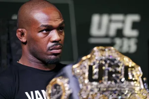 Daniel Cormier vysvětluje, proč bude Jonesovo tažení napříč těžkou vahou neúspěšné