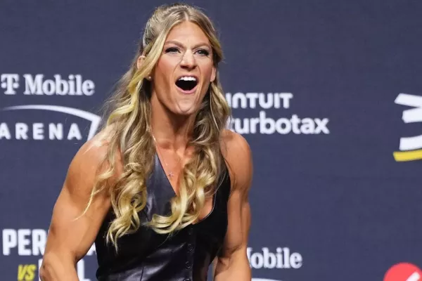 Děsivá síla. Američanka rozmlátila soupeřce tvář, teď bude bojovat o titul UFC