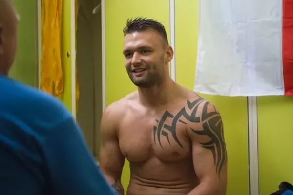Dobře to sledujte! Do klece se vrací bomby, navnadil fanoušky propuštěný Michal Kotalík
