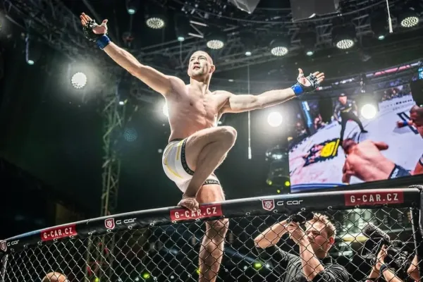 Frajer, sebevrah? Paradeiser propálil jméno potenciálního soupeře