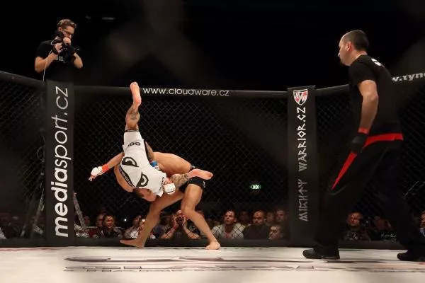 GCF 64 chystá deset bitev do klece. Navíc se představí projekt MMA pomáhá