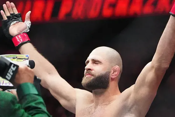 Hromada peněz. Procházka získal za K.O. další bonusy, celkem už 11 milionů