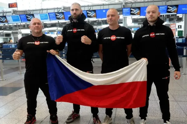 Hurá na misi. Procházka se rozloučil, má bezvlasé komando i specialitu