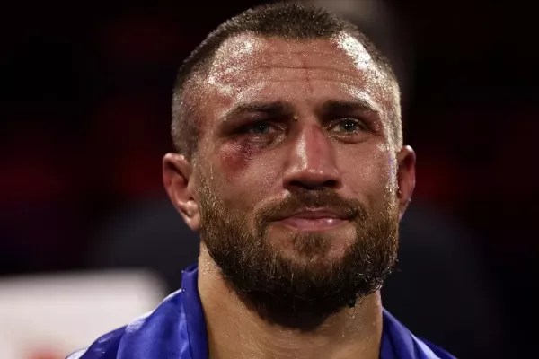 Hvězdný ukrajinský boxer Lomačenko ukončil kariéru