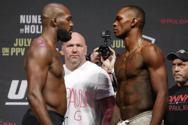 Jones by Adesanyu zabil! Bývalý šampion UFC hodnotí potenciální souboj!