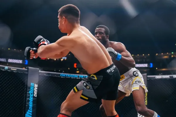 KO za 19 sekund. Oktagon v Kolíně odstartoval zdrcujícím finišem