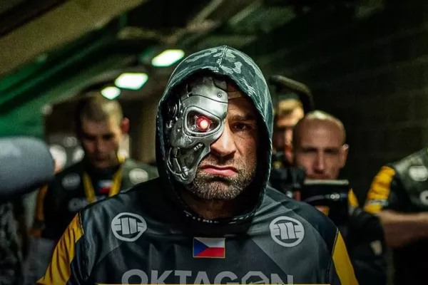 Karlos je raubíř jako já. S ním si vždycky máte o čem povídat, řekl Řepka o Vémolovi