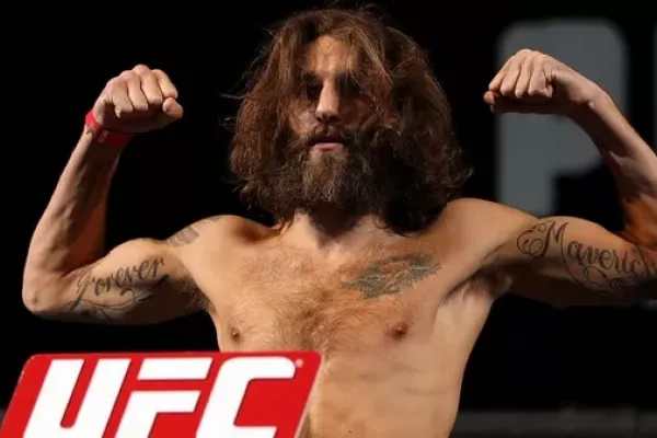 Kdy se vrátí Michael Chiesa do oktagonu UFC a co brzdí jeho návrat?