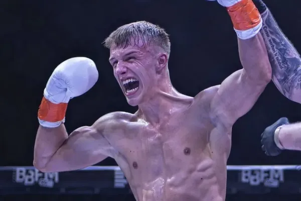 Komplikované dětství v něm probudilo bojovníka. Nyní si žije svůj vysněný fight life