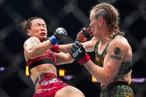 Královna UFC překonala rekord, ukázala mistrovství