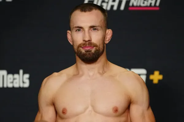 Krvavá lázeň: Lajoš Klein si přímo v kleci zlomil nohu, drsného Poláka přesto dokázal poraz