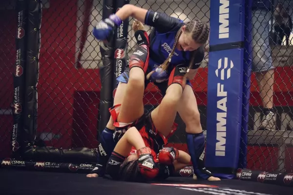 MMA není hra, tohle je opravdový sport. V zápase nejde čas vrátit