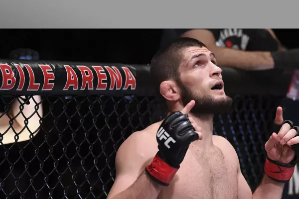 Máma pro mě znamená všechno na světě. Chovám se k ní jako ke královně, řekl Nurmagomedov