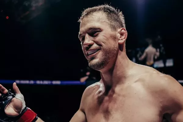 Marníš talent mezi banány. Viktor Pešta prozradil, jaké dostával zprávy, když pomáhal v Ekvádoru. Také promluvil o odvetě s Martínkem