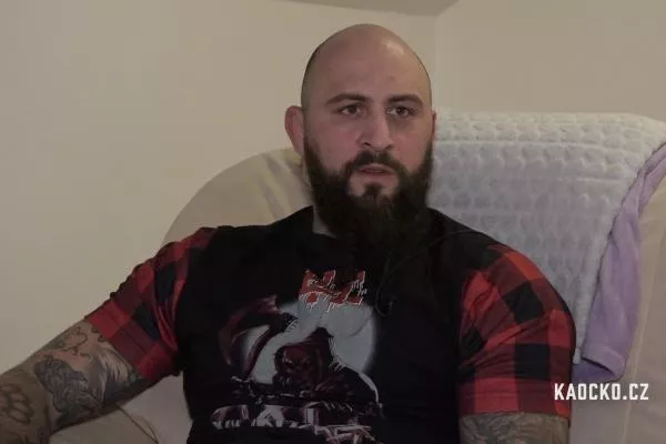 Martínek se postavil za Vémolu. Je to člověk z masa a kostí, má srdce. Kamaráda je potřeba podpořit