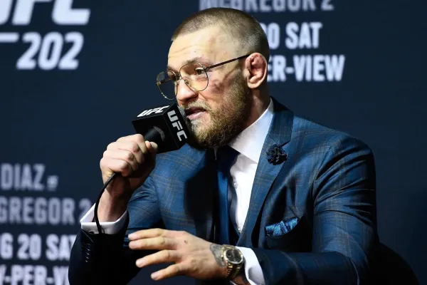 McGregor hlásí velkou změnu. Je ve mně řvoucí plamen, slibuje