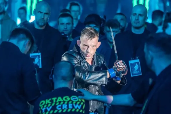 Milionové bitvě v Oktagonu nic nebrání. Veterán UFC splnil váhu