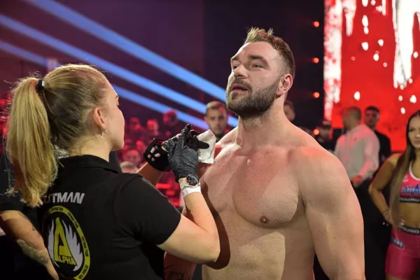 Nejvíc ze všech jsem chtěl Mawara. Nejtěžšího soupeře, který tady kdy byl, řekl titán z Clashe