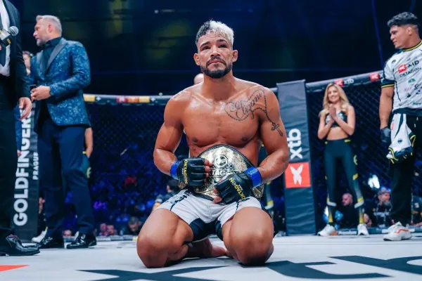 Operace slepého střeva v přípravě. Respekt pro šampiona, uznal slovenský bojovník