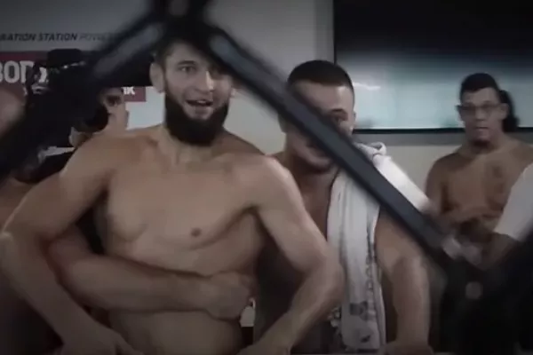 Paulo Costa: Roztržka s Chimaevem? On z toho dělá jen show, já bych mu rozbil hubu