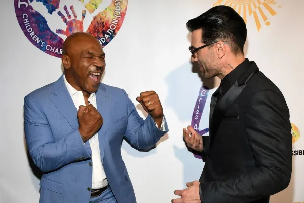 Pět největších bojovníků UFC by se nevyrovnalo mému platu, vysmál se Tyson