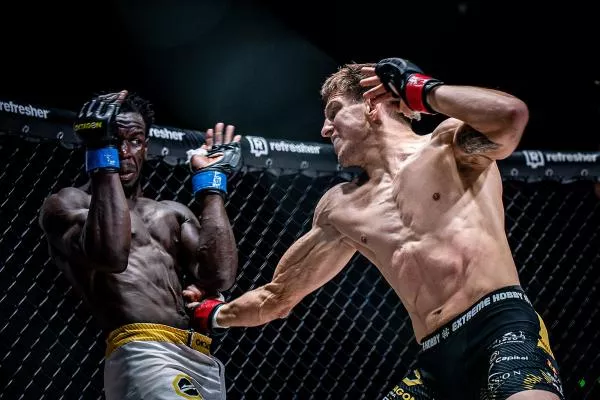 Porazil jsem Procházku, ale nevytahuju se. Srb o MMA, tanci či lovu lukem