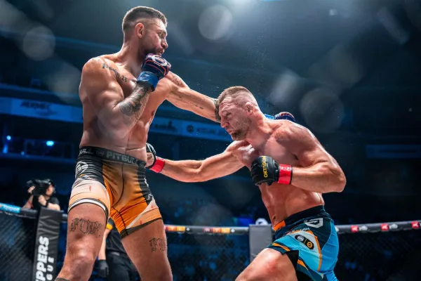 Překvapivé gesto. Německý bojovník Oktagonu se chce dělit o peníze s českým rivalem