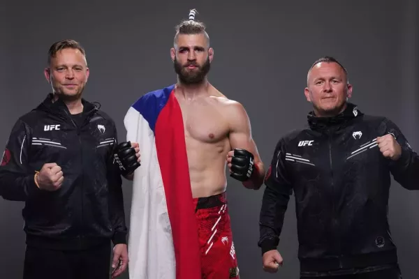 Procházka bude znovu dobývat Vegas. Žádné spekulace, jdeme si pro titul! říká jeho tým