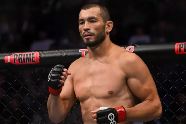 Radost pro Muradova. V UFC podepsal novou smlouvu, chystá se další boj